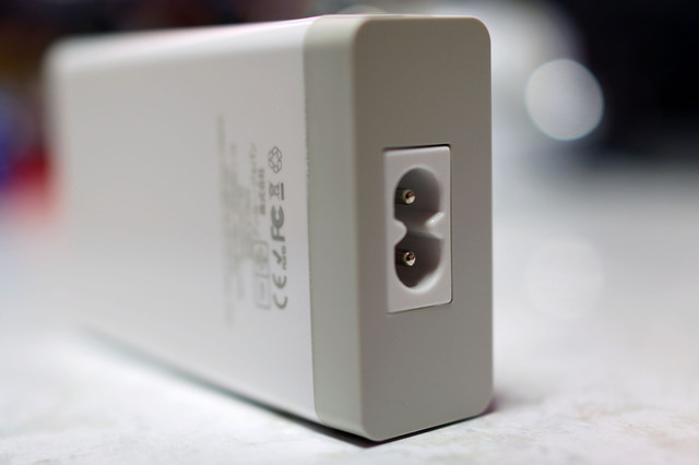 40W_5_Port_Wall_Charger_009.jpg
