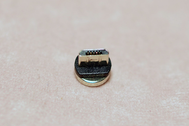 AD_MMG01_006.jpg