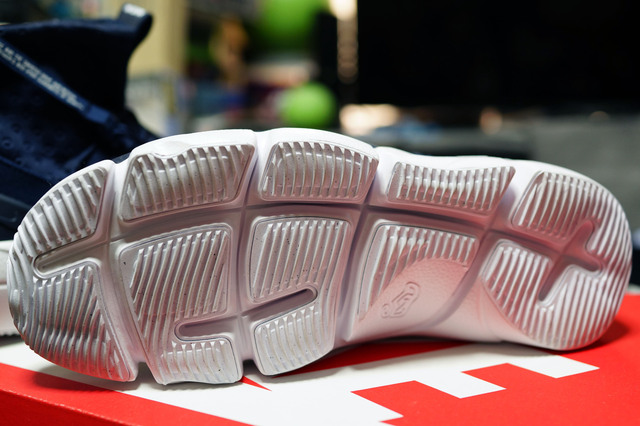 AIR_FOOTSCAPE_MID_UTILITY_TOKYO_013.jpg