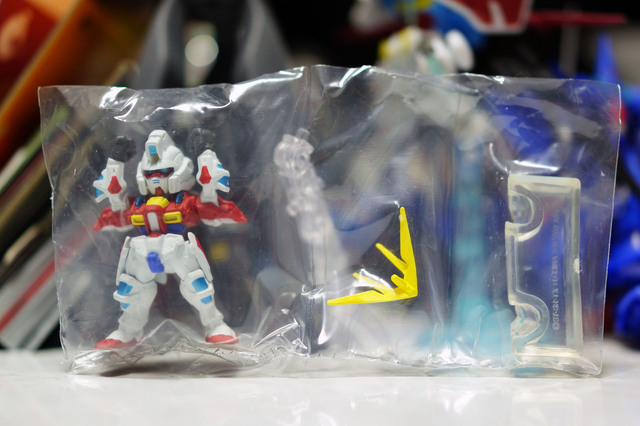 BUILD_BURNING_GUNDAM_002.jpg