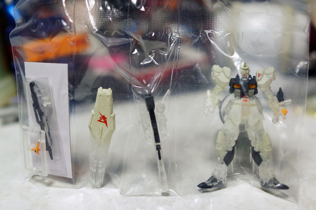 ν_GUNDAM_002.jpg