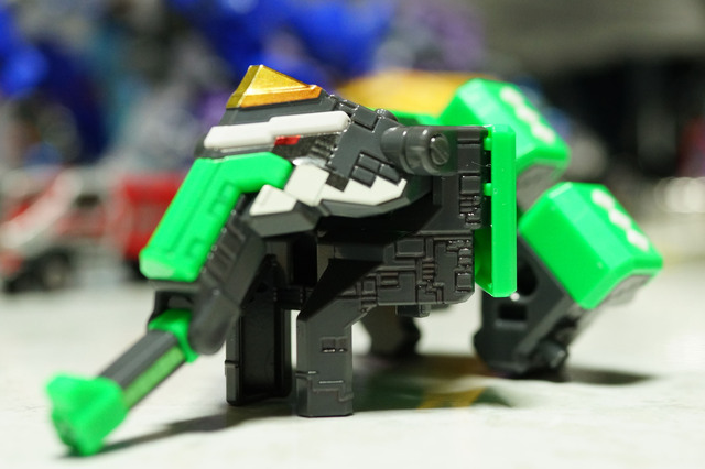 CUBE_ELEPHANT_003.jpg