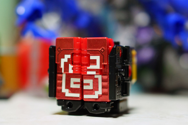 CUBE_GORILLA_002.jpg