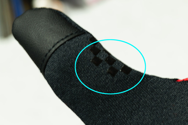 DRI-FIT_TAILWIND_RUN_GLOVES_008.jpg