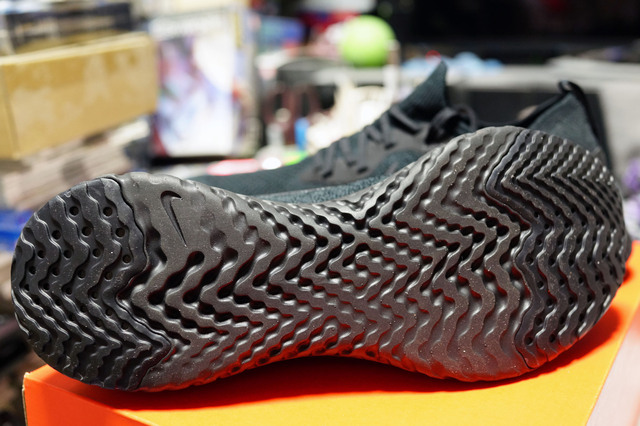 EPIC_REACT_FLYKNIT_011.jpg