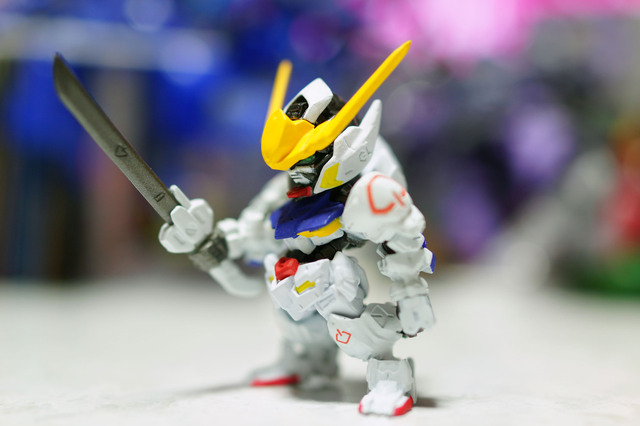 GUNDAM_BARBATOS_004.jpg