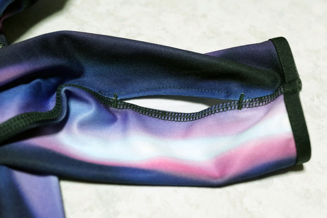 HYPERWARM_FITTED_AURORA_HALF_ZIP_SHIRT_004.jpg