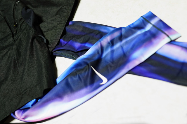 HYPERWARM_FITTED_AURORA_PANTS_007.jpg