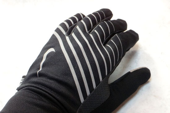LIGHTWEIGHT_RUN_GLOVE_012.jpg