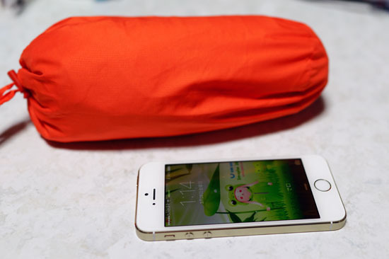Light_Pocketable_Parka_002.jpg