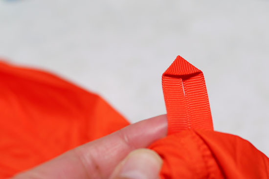 Light_Pocketable_Parka_003.jpg