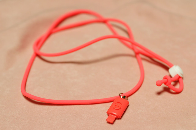 Ligtning_Neck_Strap_007.jpg
