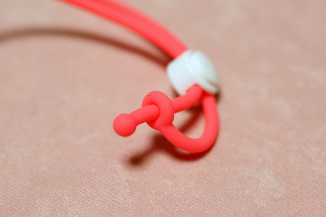 Ligtning_Neck_Strap_008.jpg