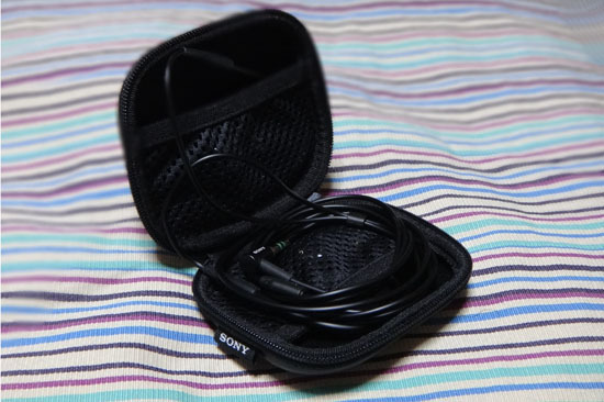MDR_EX800ST_004.jpg