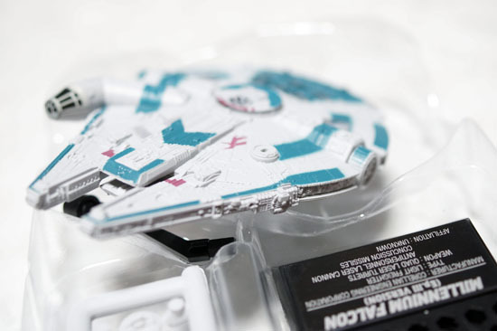 MILLENNIUM_FALCON_EPIII_003.jpg