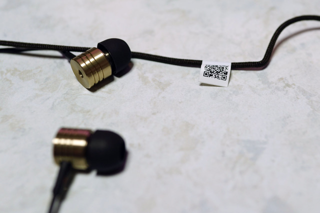 Piston_2_Earphone_019.jpg