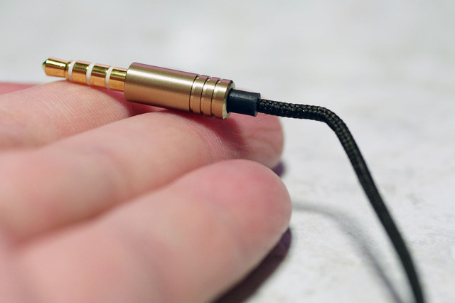 Piston_2_Earphone_021.jpg