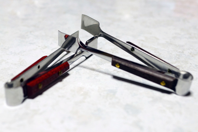 Sugar_Tongs_006.jpg