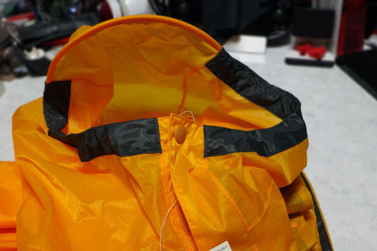 TrekkingRainPoncho_003.jpg