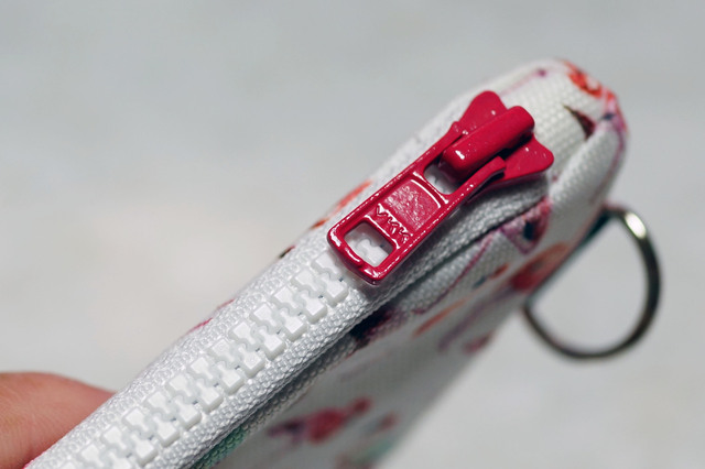 Triangle_Coin_Purse_009.jpg