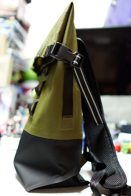 URBAN_EX_ROLLTOP18V2_006.jpg