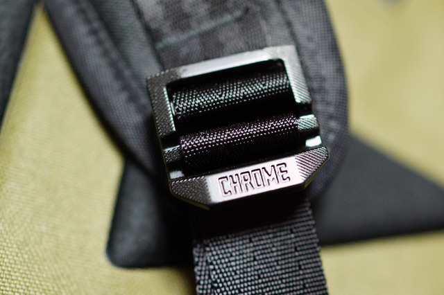 URBAN_EX_ROLLTOP18V2_010.jpg