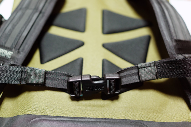 URBAN_EX_ROLLTOP18V2_012.jpg