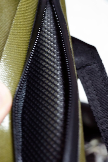 URBAN_EX_ROLLTOP18V2_015.jpg