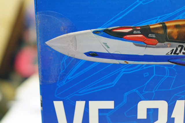 VF_31J_003.jpg