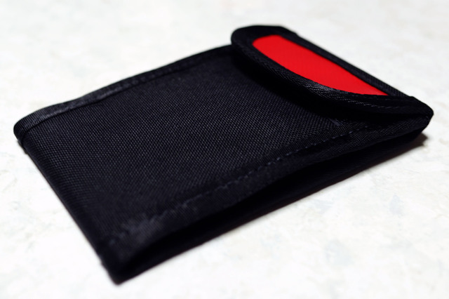 WELDED_SMARTPHONE_POUCH_001.jpg