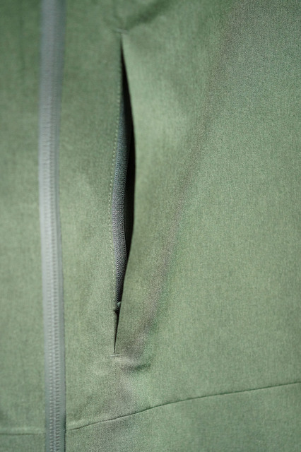 BLOCKTECH_PARKA_3D_CUT_003.jpg