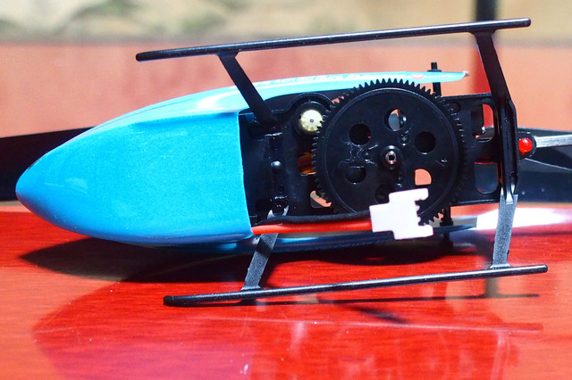 GB141_017.jpg
