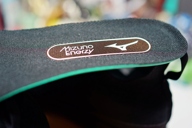 THE_MIZUNO_ENERGY_ULTRA_LIGHT_010.jpg