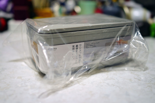 W_649GY_001.jpg