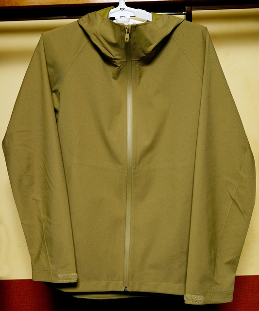BLOCKTECH_PARKA_3D_CUT_012.jpg