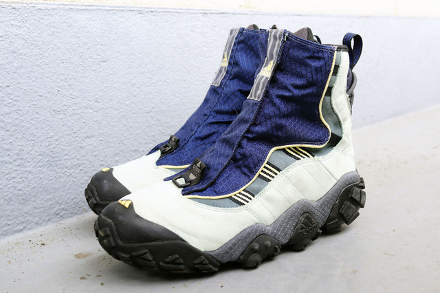 CONRAX_001.jpg