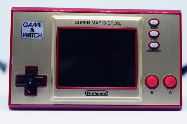GAME&WATCH_SMB_011.jpg