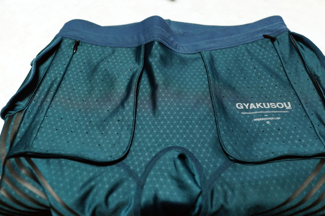 GYAKUSOU_UTILITY_SPEED_RUNNING_TIGHTS_003.jpg