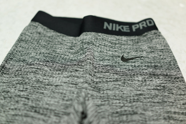 HYPERWARM_COMPRESSION_LIMITLESS_TIGHTS_003.jpg