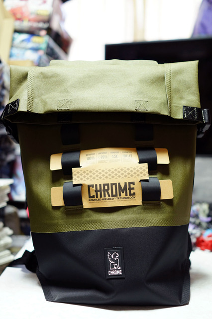 URBAN_EX_ROLLTOP18V2_004.jpg
