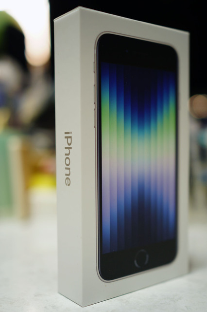 iPhone_SE3_002.jpg